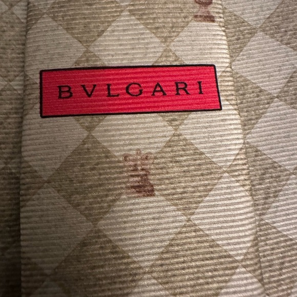 Bvlgari, Loewe, Missoni Ties - Picture 6 of 6